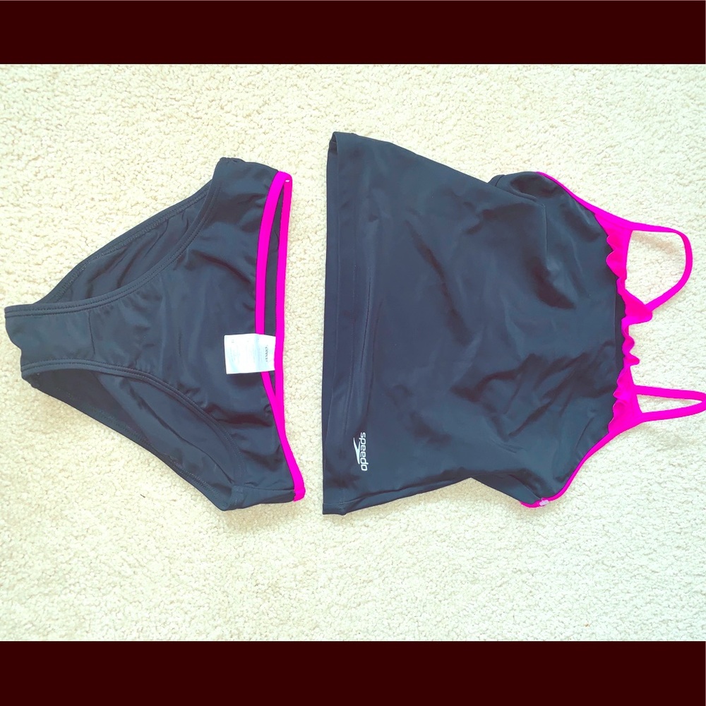 Speedo 2 piece 👙